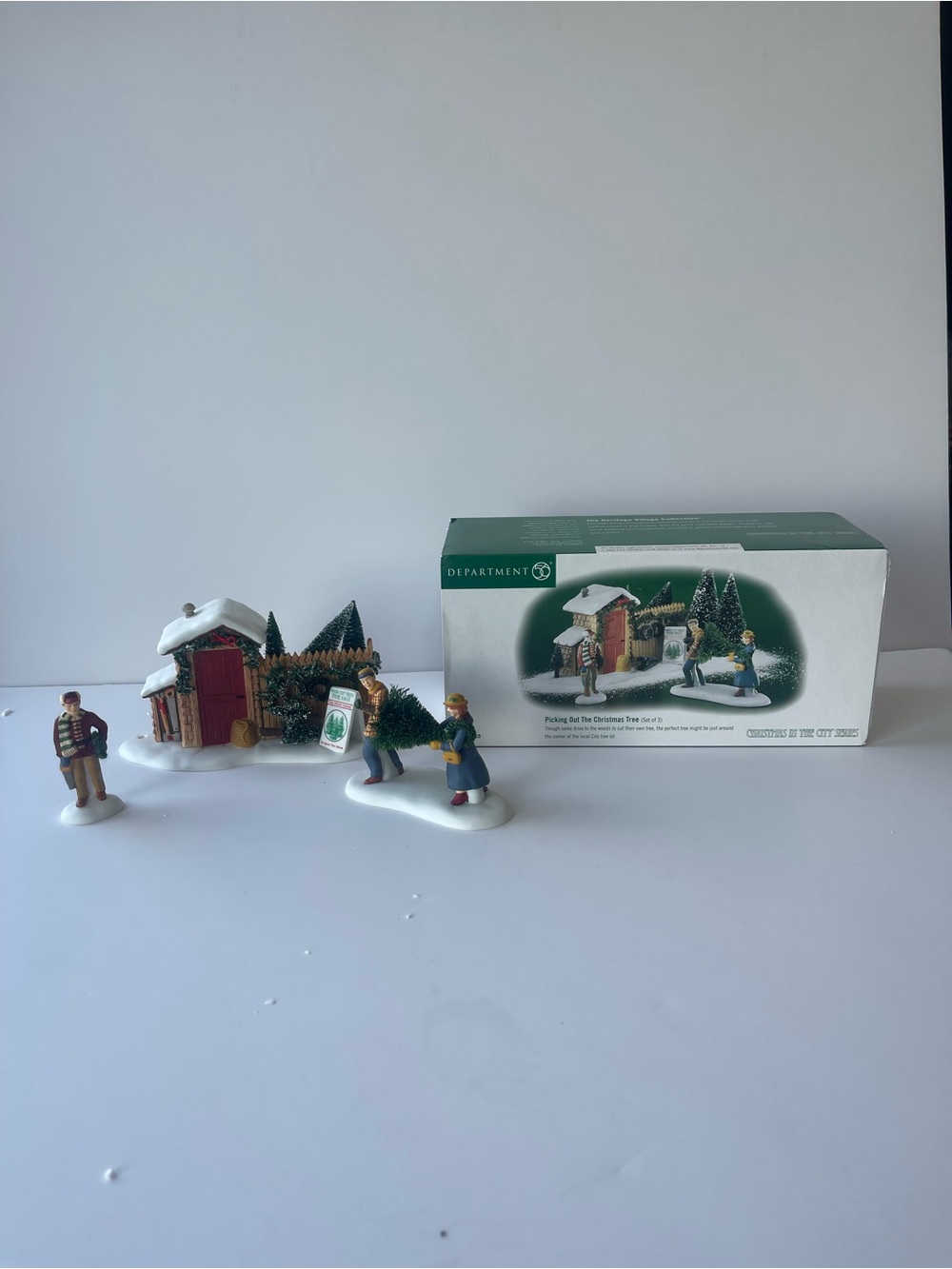 Dept 56 Christmas In The City “Picking Out The Christmas Tree” #58959 w/Box